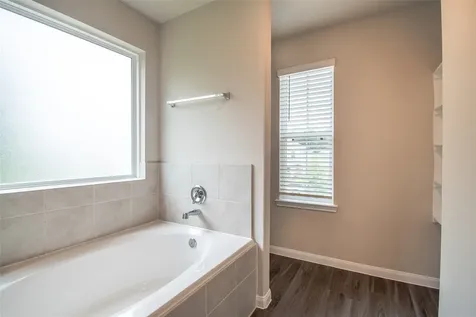 2413 Tavo Trail Drive Conroe TX 77301