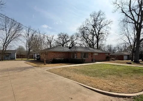 110 Charles Street Crockett TX 75835