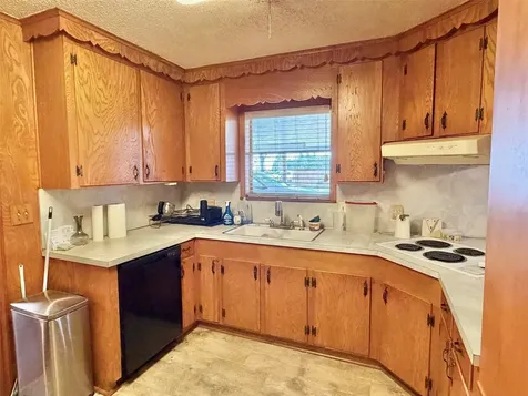110 Charles Street Crockett TX 75835