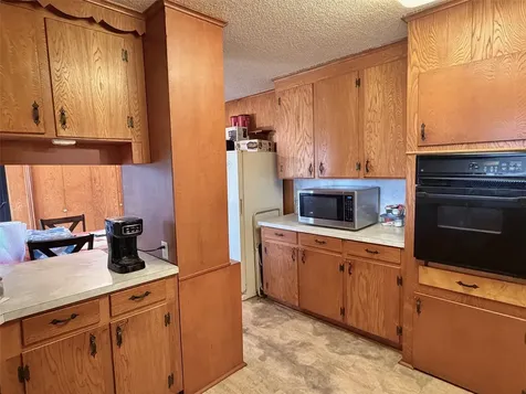 110 Charles Street Crockett TX 75835