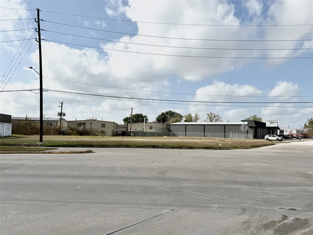 0 N Gessner Road Houston TX 77041