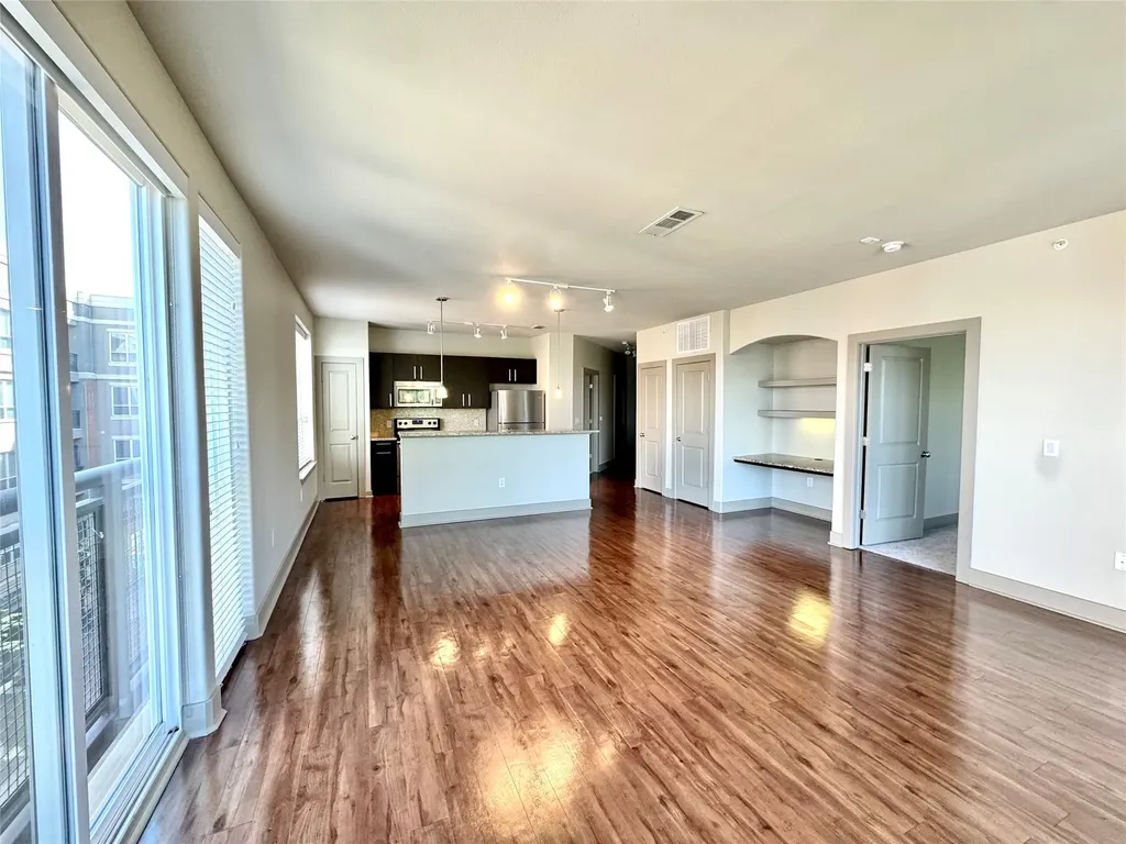 1340 W Gray Street 208 Houston TX 77019