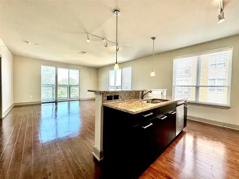 1340 W Gray Street 208 Houston TX 77019