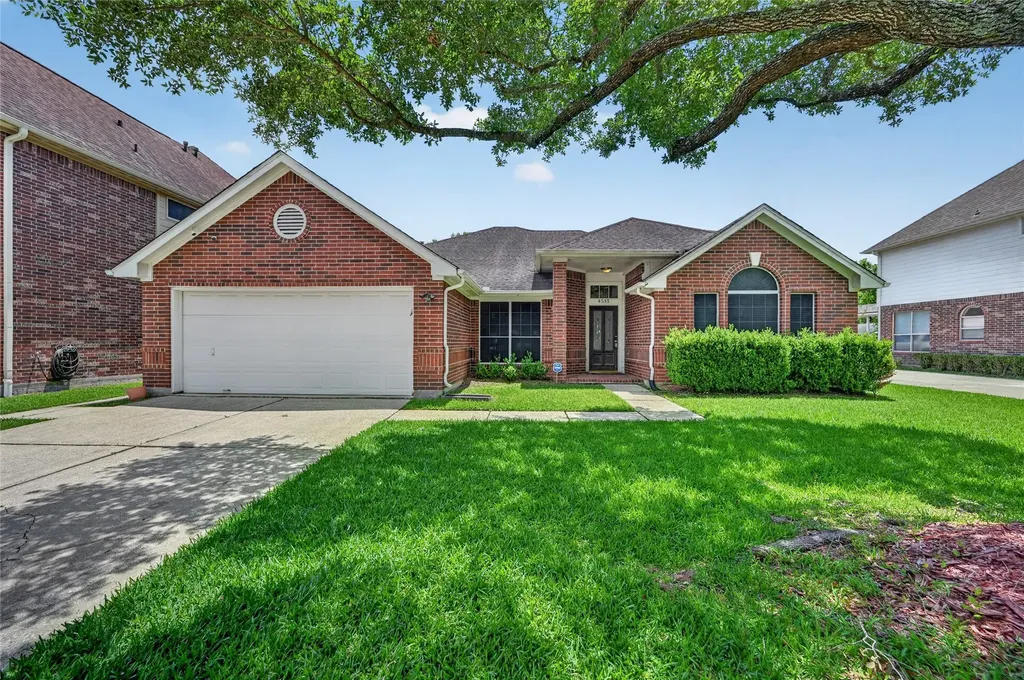 4535 Backenberry Drive Friendswood TX 77546
