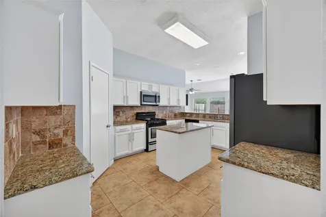 4535 Backenberry Drive Friendswood TX 77546