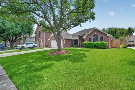 4535 Backenberry Drive Friendswood TX 77546