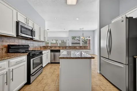 4535 Backenberry Drive Friendswood TX 77546