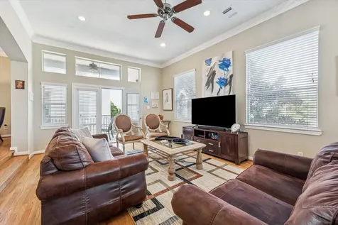 5507 Kansas Street Houston TX 77007