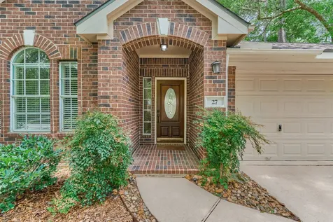 27 E Russet Grove Circle The Woodlands TX 77384