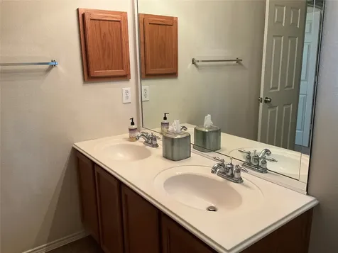 3227 Farrel Hill Street Fresno TX 77545