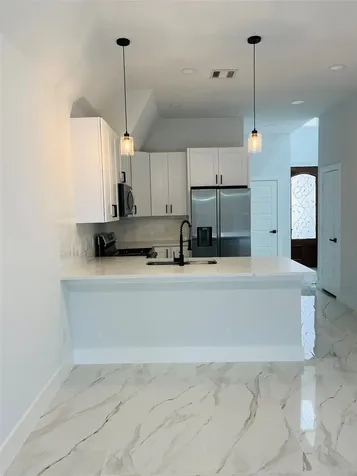 8127 Saint Louis Street Houston TX 77028