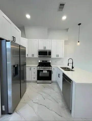 8127 Saint Louis Street Houston TX 77028