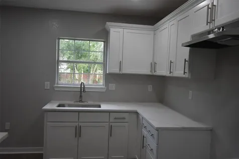 2907 Avenue K Bay City TX 77414
