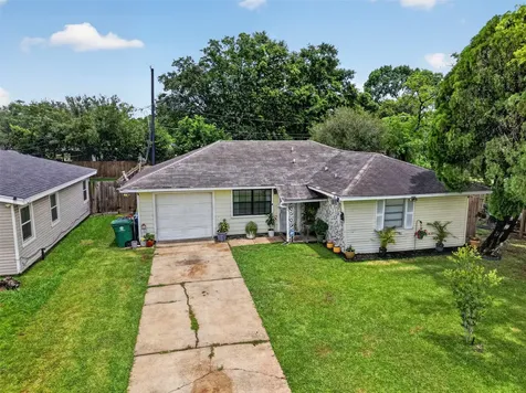 13919 Santa Teresa Road Houston TX 77045