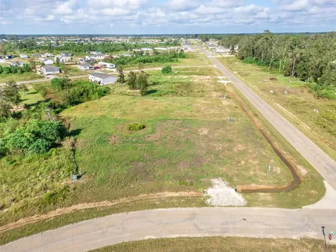 505 Road 5739 Cleveland TX 77327