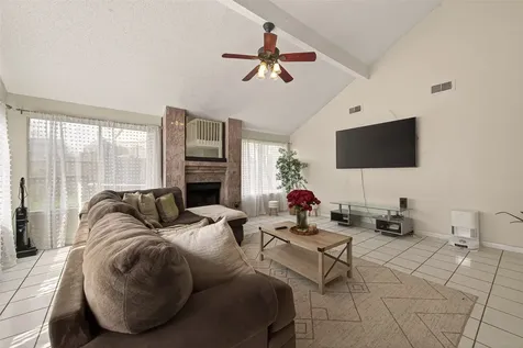 3214 Meadway Drive Houston TX 77082