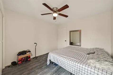 3214 Meadway Drive Houston TX 77082