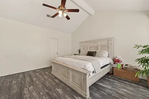 3214 Meadway Drive Houston TX 77082