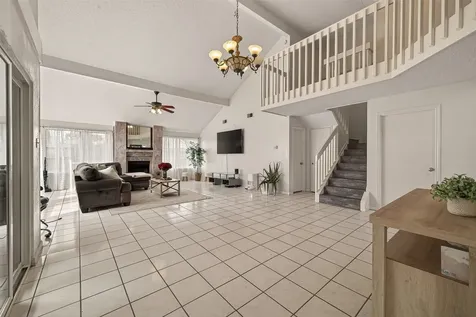 3214 Meadway Drive Houston TX 77082
