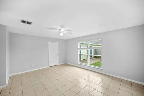 6214 Gladewell Drive Houston TX 77072