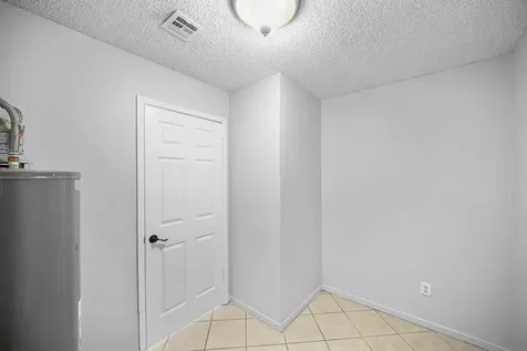 6214 Gladewell Drive Houston TX 77072