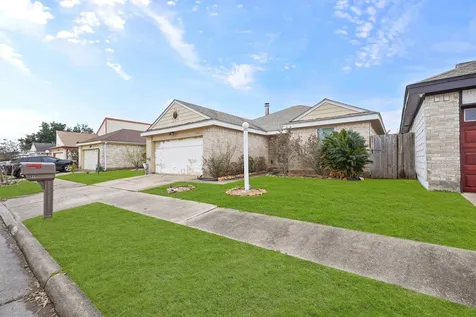 6214 Gladewell Drive Houston TX 77072