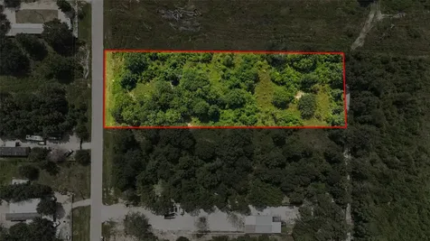2087 County Road 3405 Cleveland TX 77327