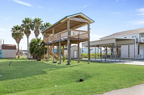 946 Meynig Drive Crystal Beach TX 77650
