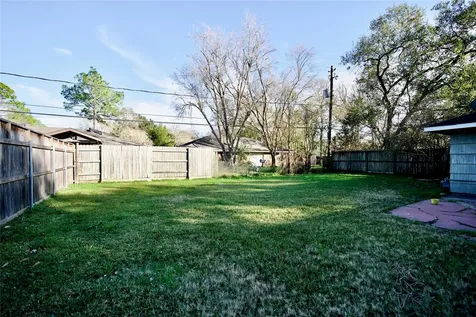8733 Robindell Drive Houston TX 77074