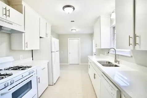 8733 Robindell Drive Houston TX 77074