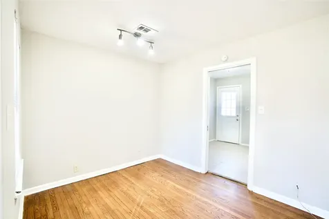 8733 Robindell Drive Houston TX 77074