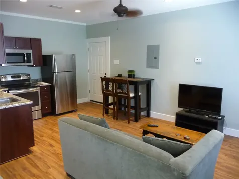 1009 Peden Street Houston TX 77006