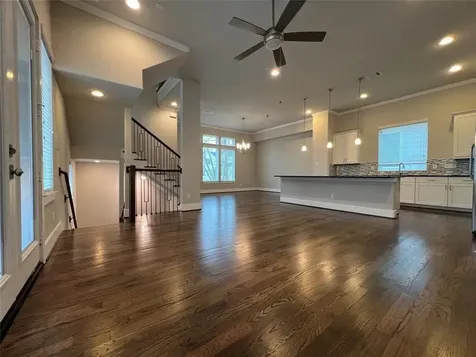5623 Kansas Street A Houston TX 77007