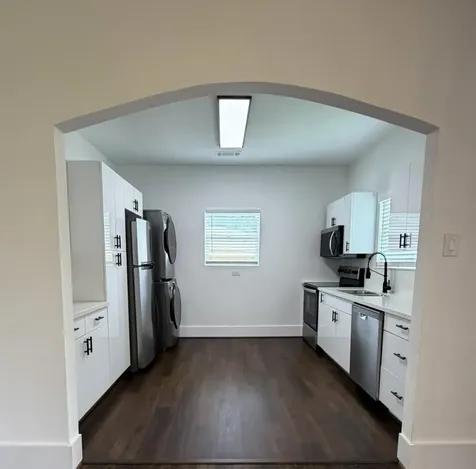 1968 W Mckinney Street Houston TX 77019