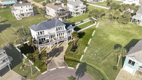 4102 Ghost Crab Lane Galveston TX 77554