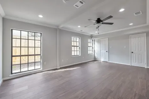 7312 Main Street Houston TX 77030