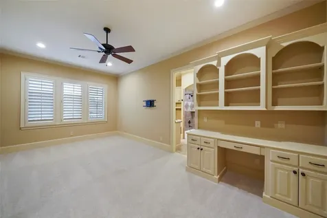 18 Rugged Lark Circle Tomball TX 77377
