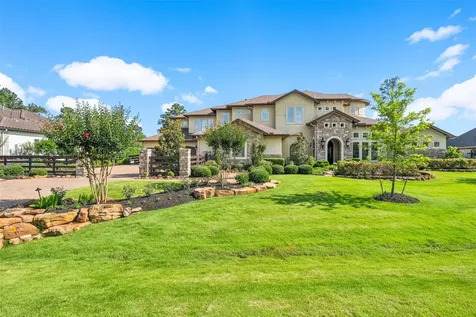 18 Rugged Lark Circle Tomball TX 77377