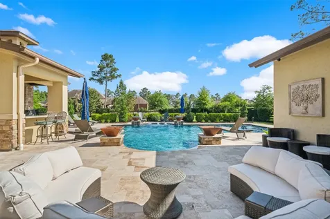 18 Rugged Lark Circle Tomball TX 77377