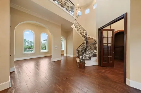 18 Rugged Lark Circle Tomball TX 77377