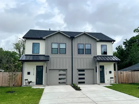 5863 Southgood Street Houston TX 77033