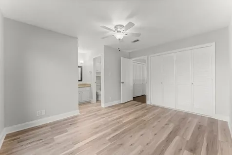 14515 Wunderlich Drive 1413 Houston TX 77069
