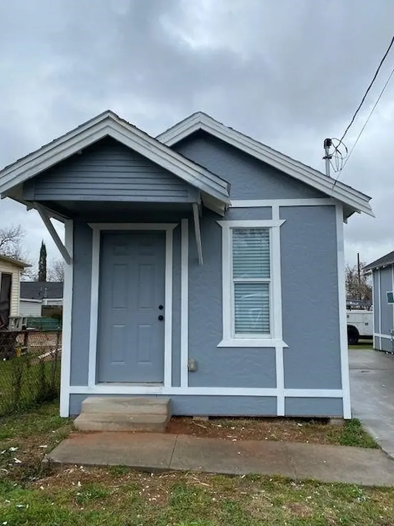 7409 Avenue L C Houston TX 77011