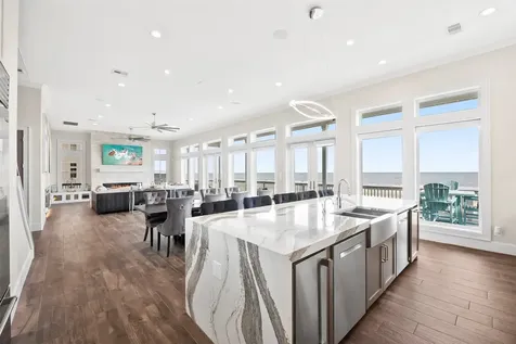 11707 Beachside Galveston TX 77554