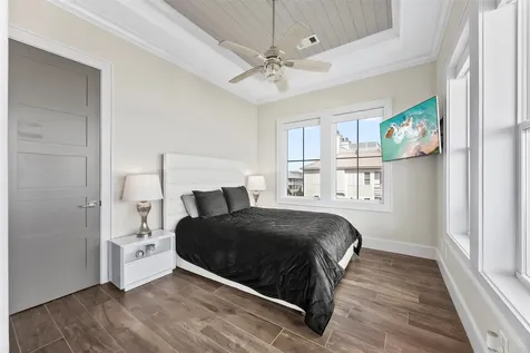 11707 Beachside Galveston TX 77554