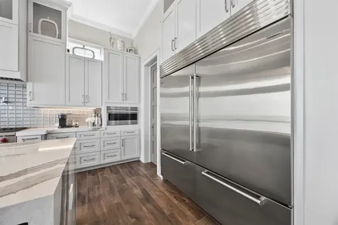 11707 Beachside Galveston TX 77554