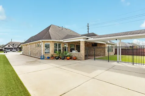 10114 Da Vinci Court Iowa Colony TX 77583