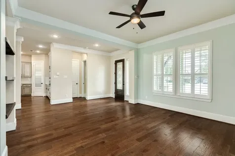 10114 Da Vinci Court Iowa Colony TX 77583