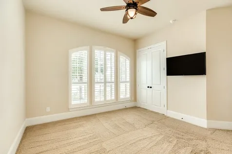 10114 Da Vinci Court Iowa Colony TX 77583