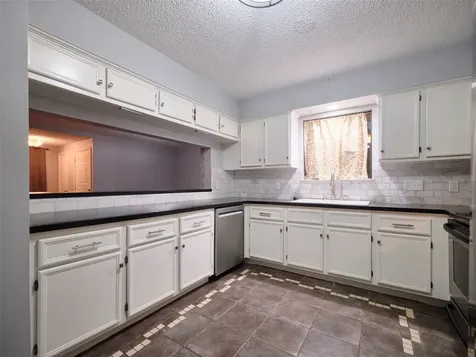 1520 Crestmont Street Wharton TX 77488